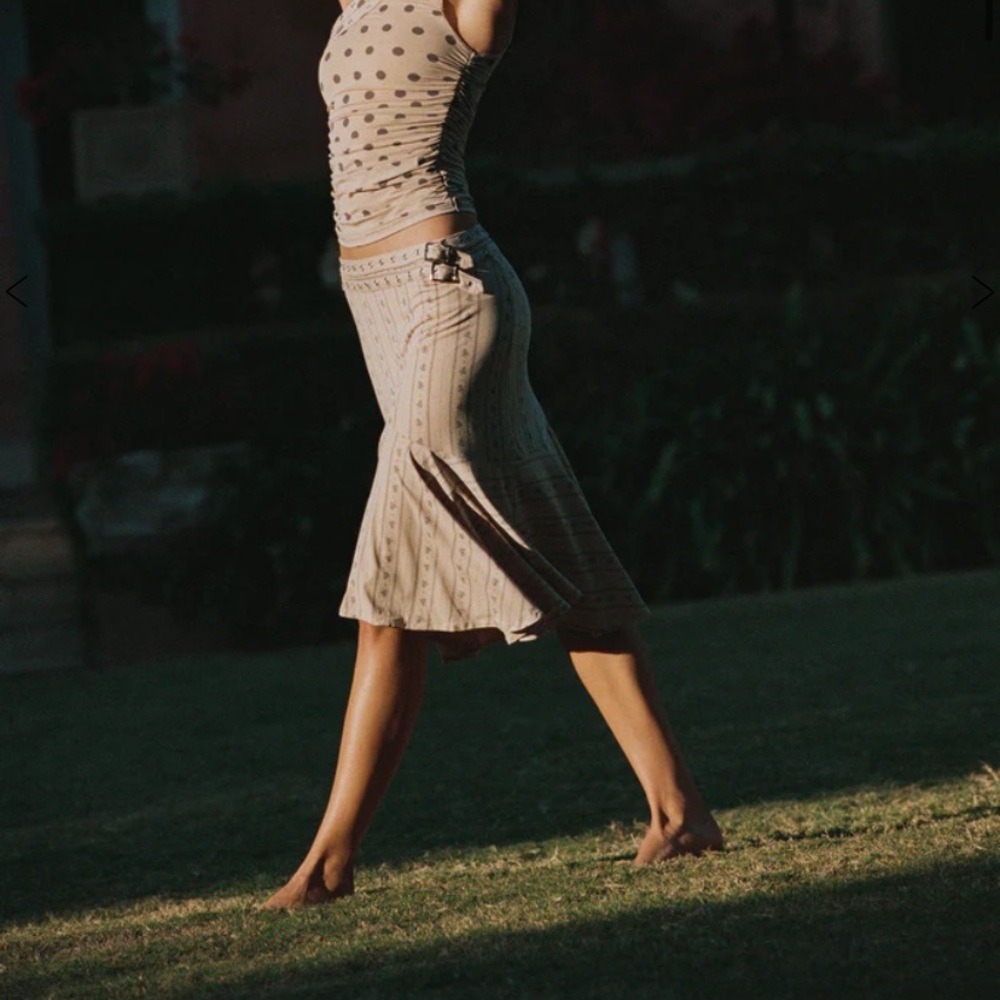 With Jean Beige Floral A-Line Midi Skirt - Picture 10 of 10